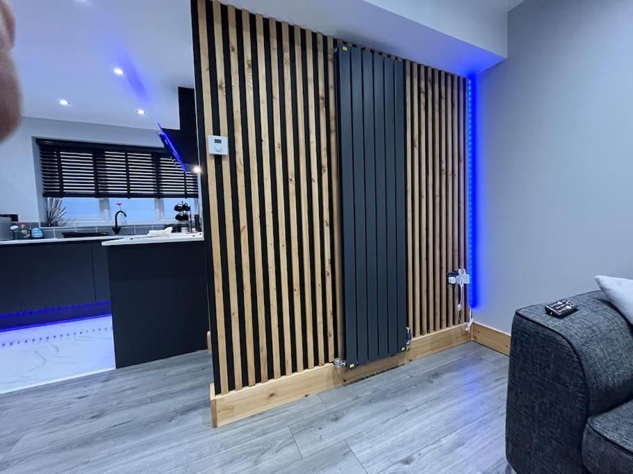Entire Two Bedroom & Free Parking Appartement Nottingham