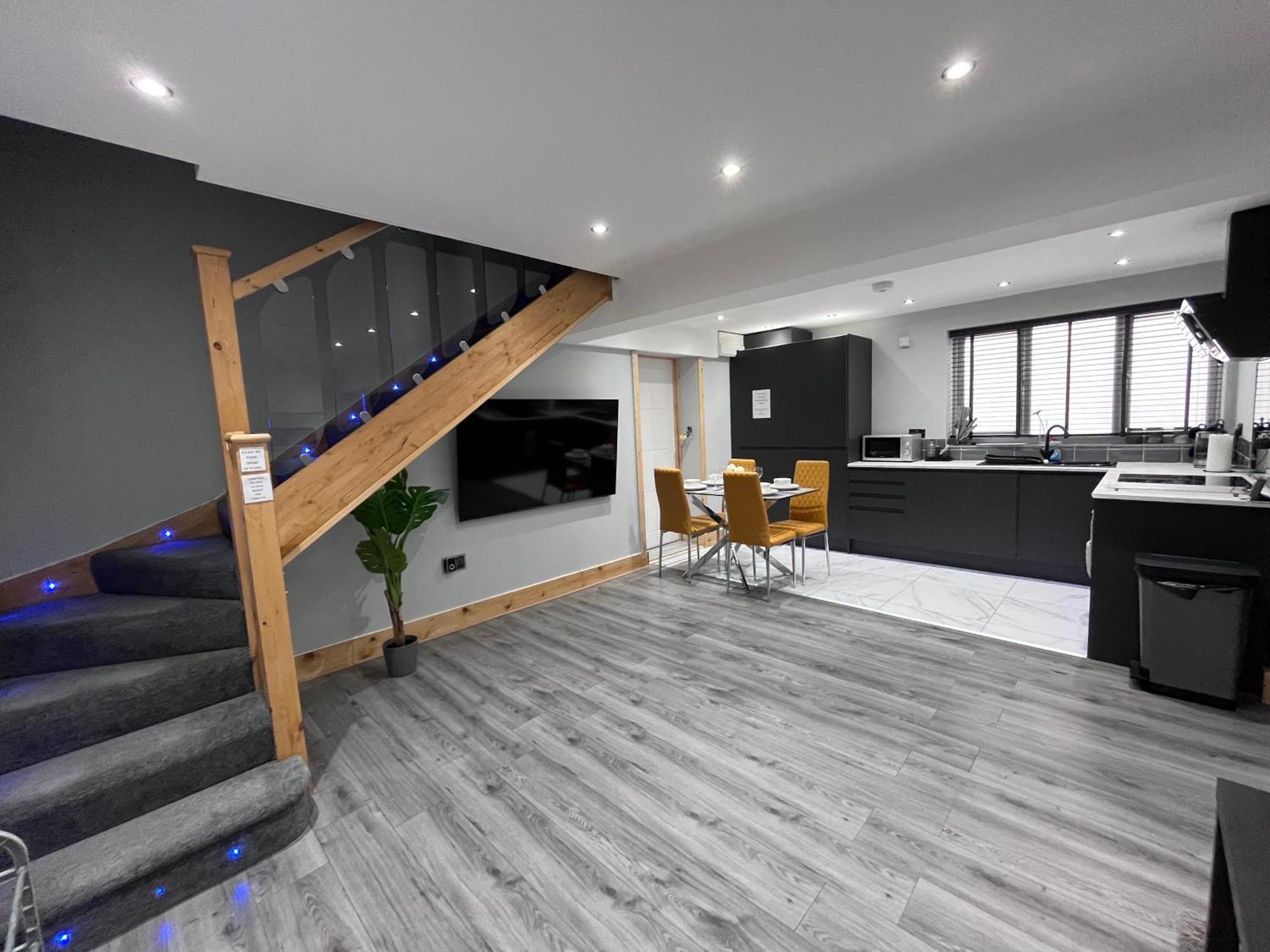 Entire Two Bedroom & Free Parking Appartement